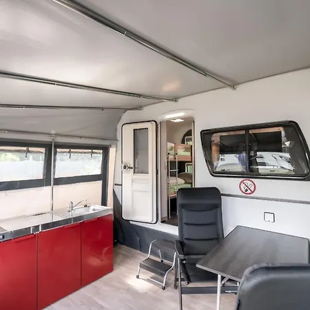 Season Camper 700 Campingplads