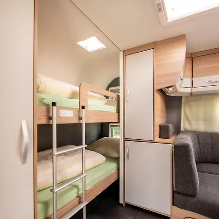 Season Camper 700 Campingplads